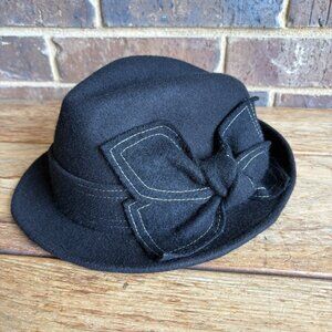 Scala Pronto Women’s Fedora Hat Black With Bow White Stitching One Size